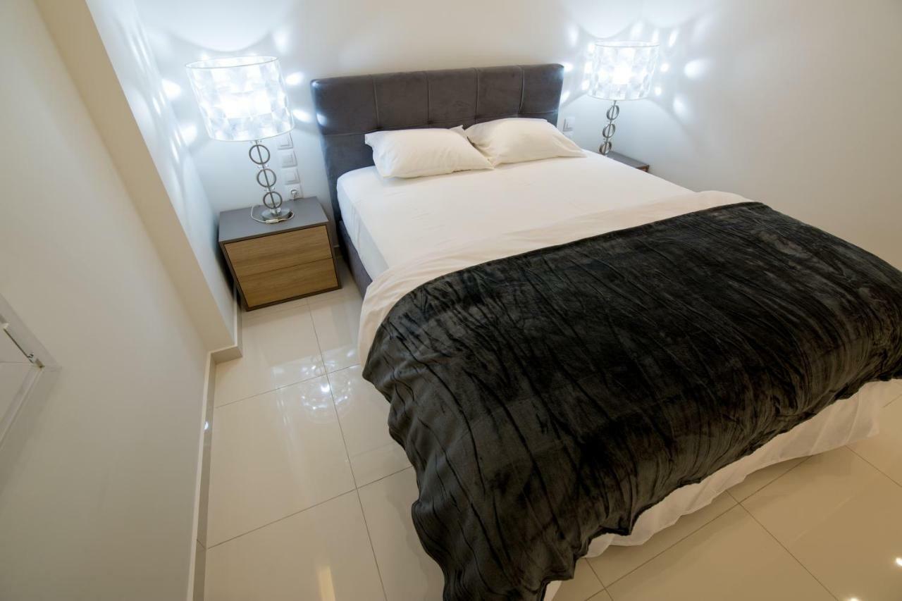 אתונה White Lux Apartment For 2 Vipgreece מראה חיצוני תמונה