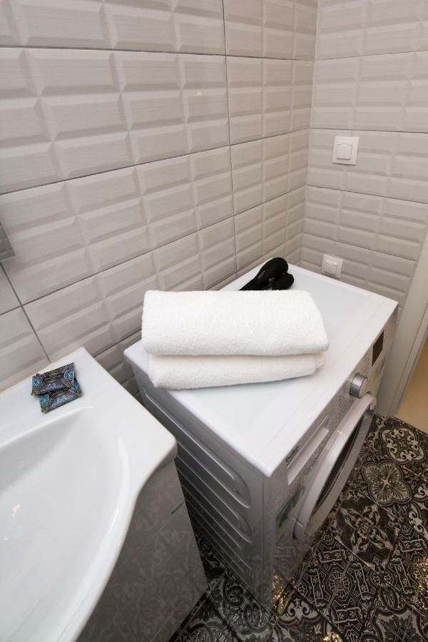 אתונה White Lux Apartment For 2 Vipgreece מראה חיצוני תמונה